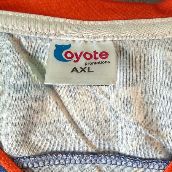 New York Islanders Long Sleeve Hockey Jersey - Picture 3 of 4